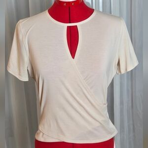 Lululemon Athletica Cream Short Sleeve Wrap Tee